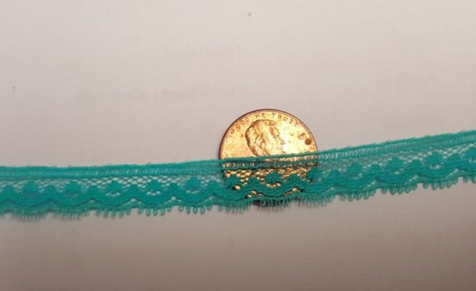 1/4" wide Dark Turquoise lace - 4 yd pkg - Click Image to Close