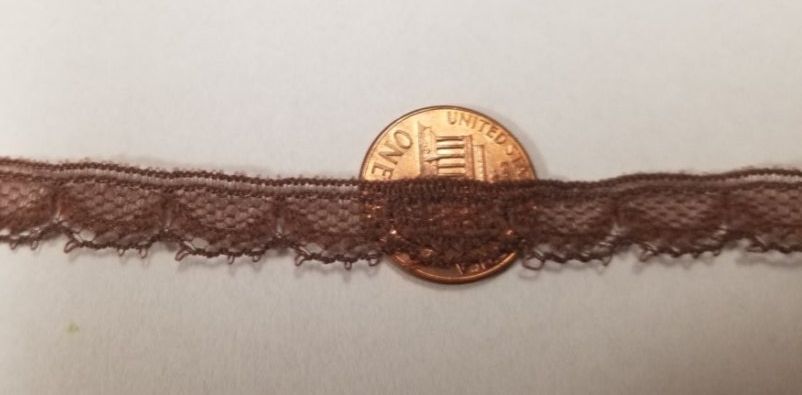 1/2" wide Chocolate Scallop Lace - 3 yd pkg - Click Image to Close